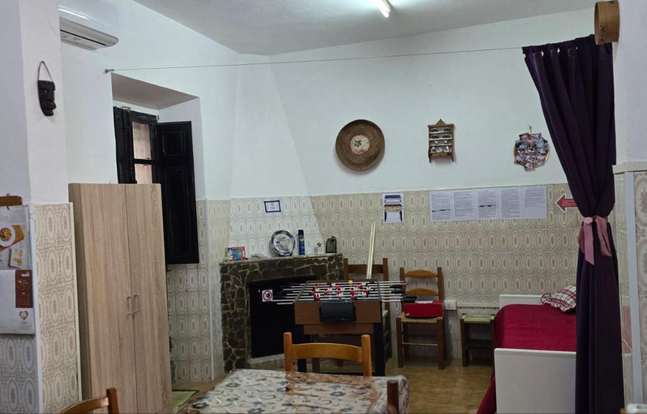 Appartamento In Casa Con Cortili Ad Arbus - Sardegna 外观 照片